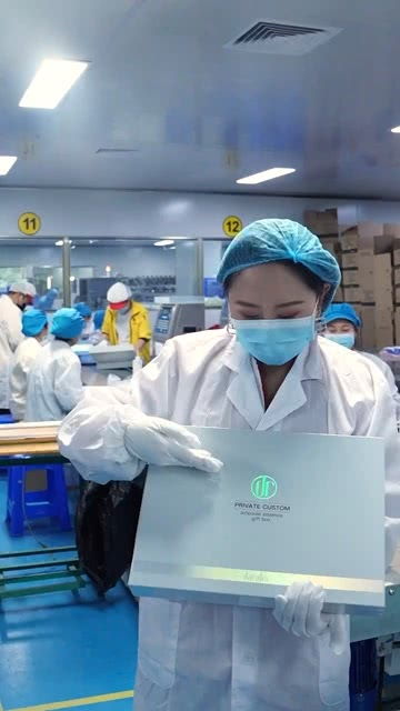 你還在零售端買化妝品嗎 我們是專業(yè)的化妝品生產(chǎn)廠家,一件也是工廠價